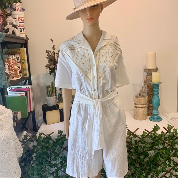 NWT |  90s Vintage Button Front Romper | White | L | Cotton | Gold Trim - Picture 7 of 7